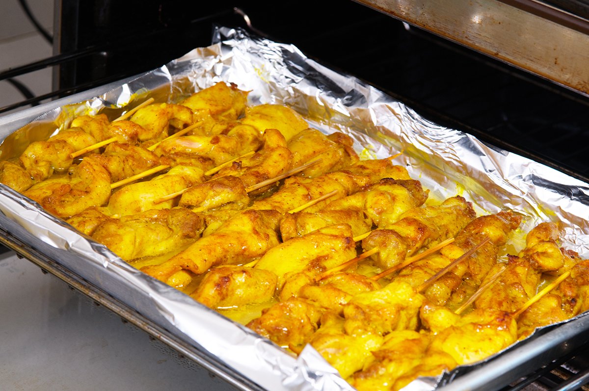 broiling chicken satay