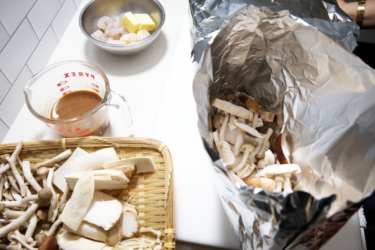 adding mushrooms to kinoko