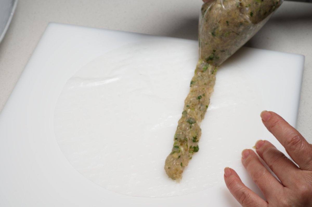 piping shrimp dumpling filling