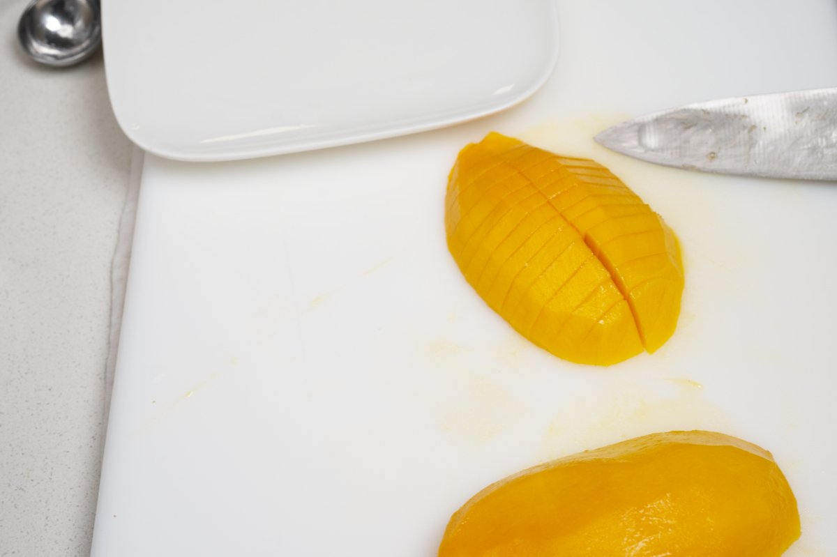 mango slices