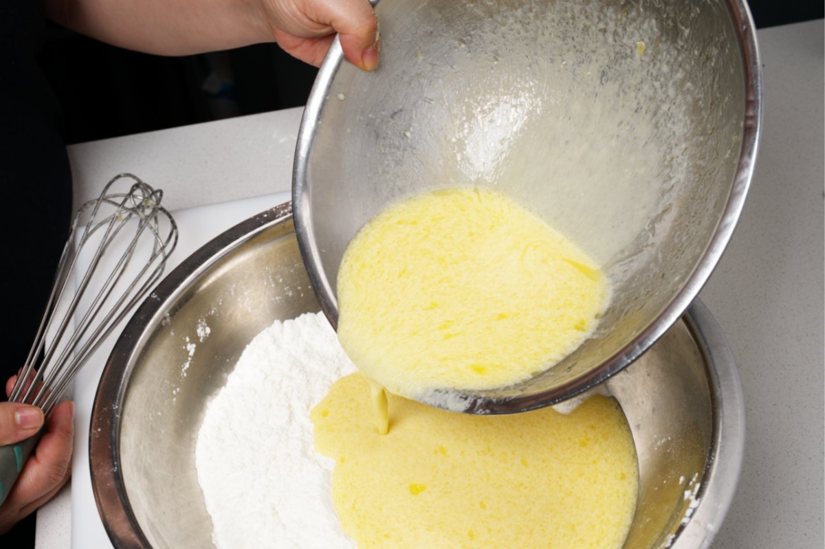 combining wet and dry ingredients