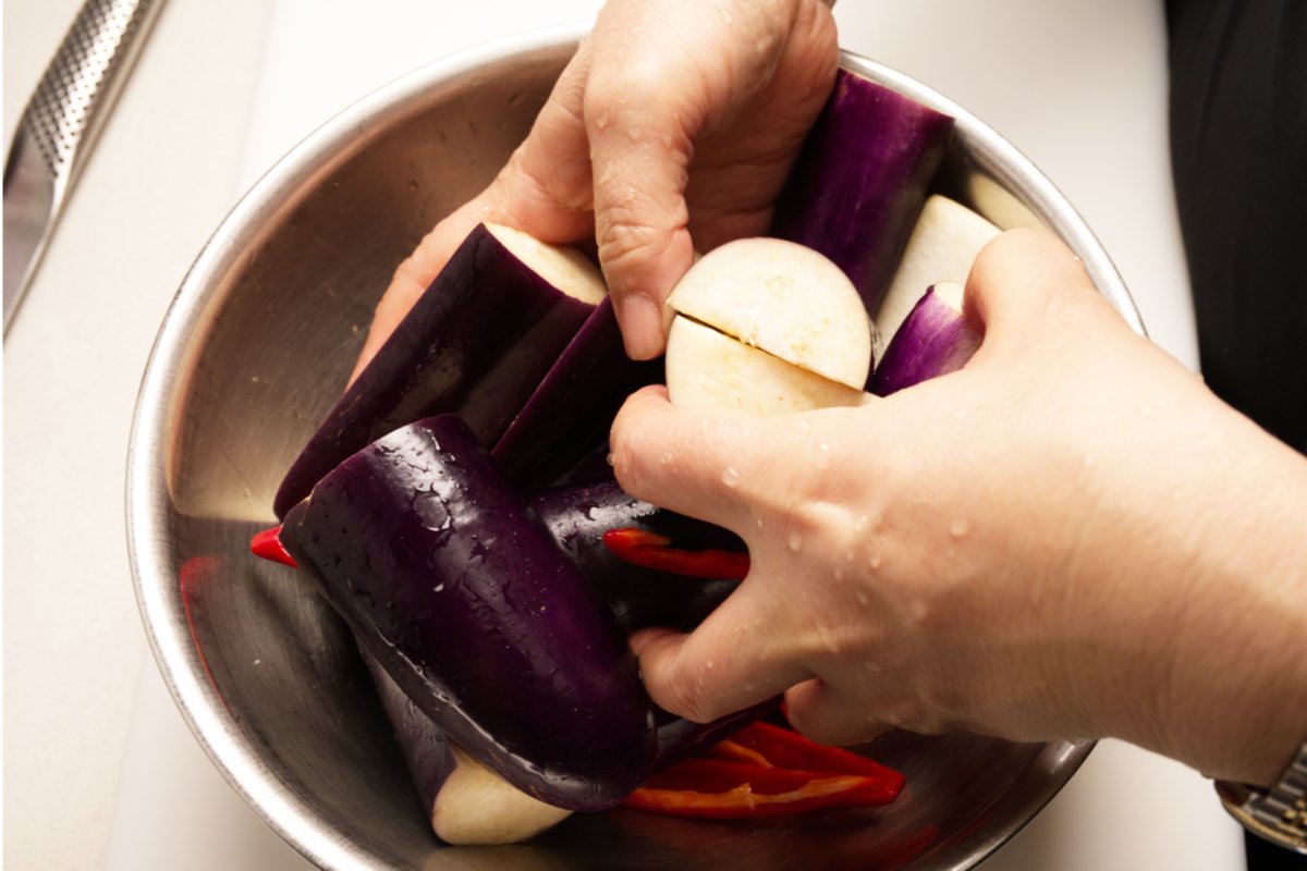 mixing the veggies