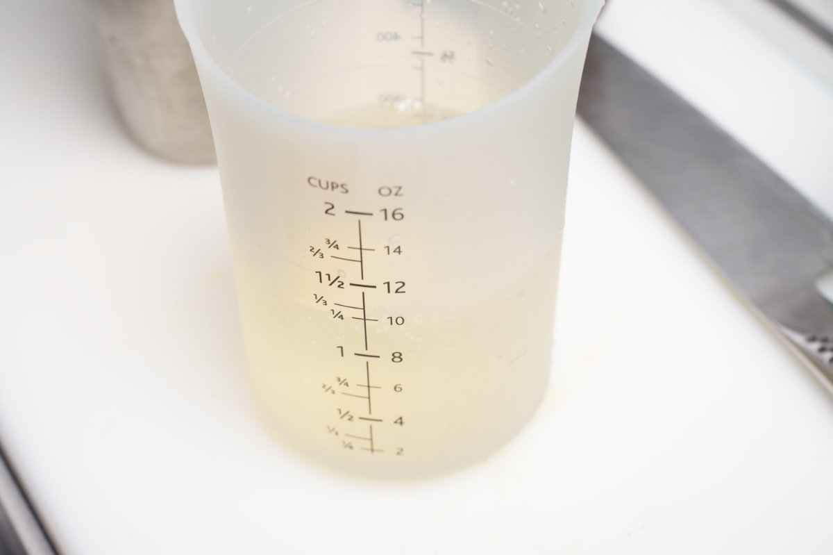 10 ounces of sake