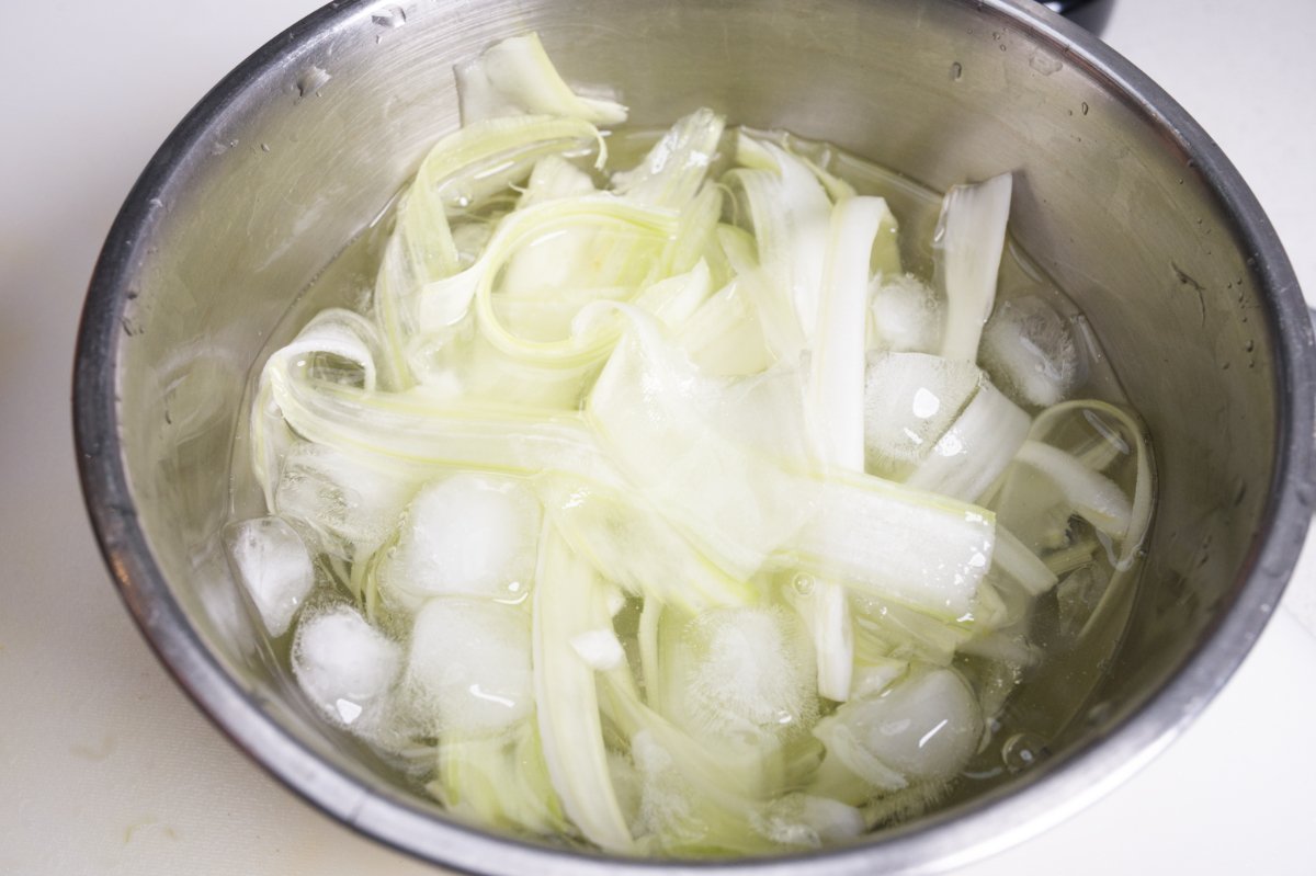 celery ribbons in ice water