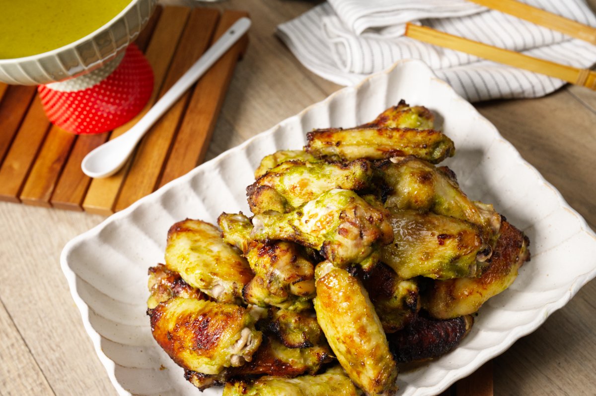 beauty shot of green curry wings
